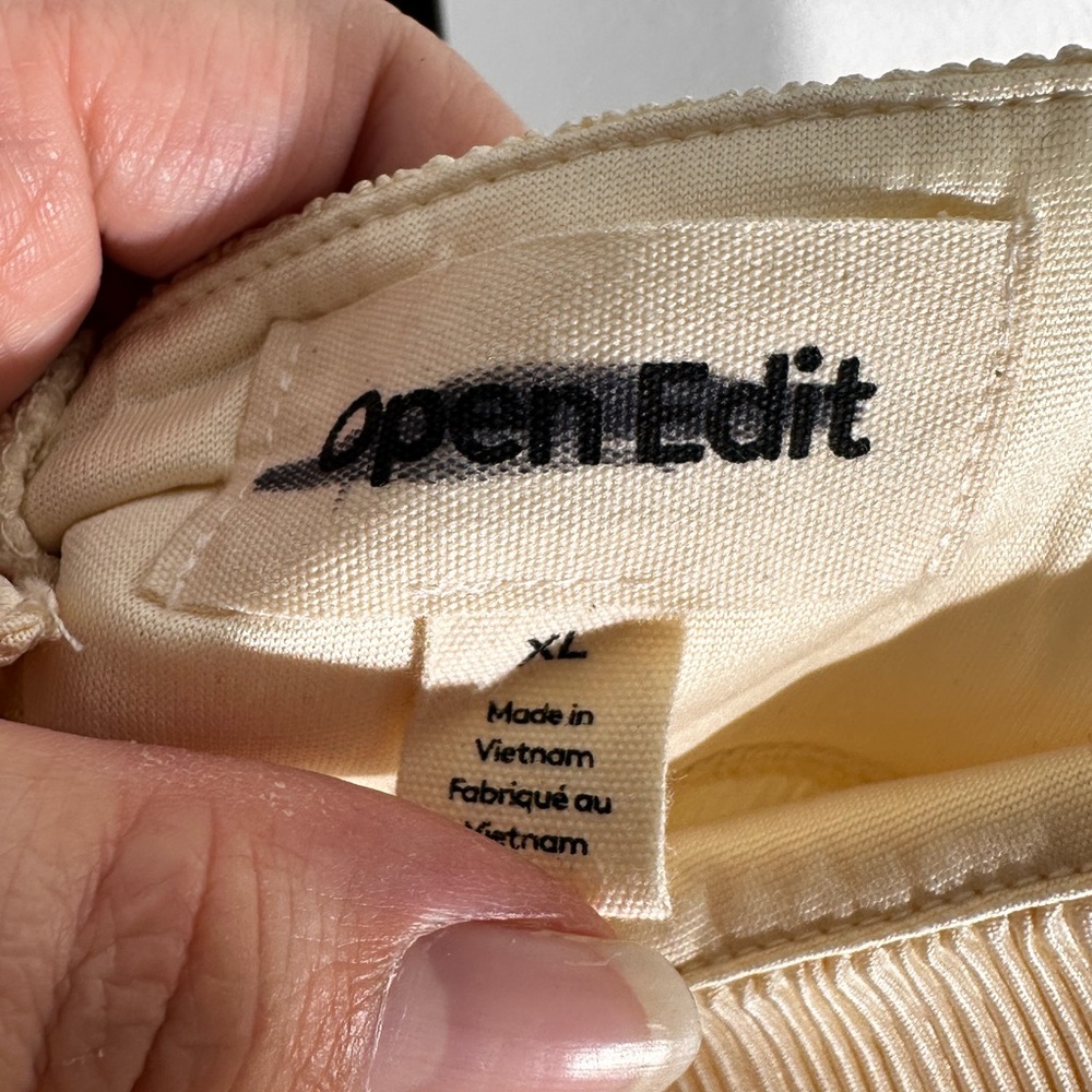Open edit xl NWT tank top - Picture 3 of 5